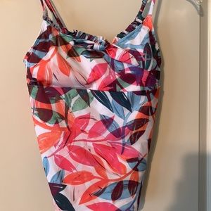 Heart & Harmomy like new swimsuit tankini